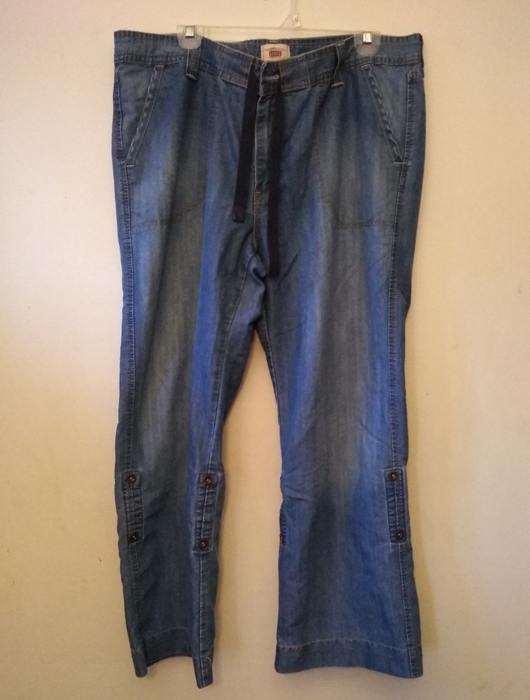 Lot of 2 pairs of jeans - size 16